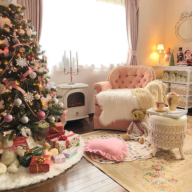 壁/天井/クリスマス/クリスマスツリー/クリスマスディスプレイ/ピンクが好きのインテリア実例 - 2023-11-25 20:30:37