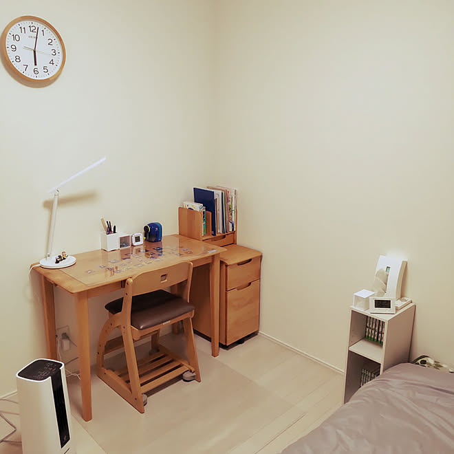 部屋全体/家族4人で暮らす/アルダー材/建売住宅/子供部屋...などのインテリア実例 2023-02-18 18:29:21 | RoomClip(ルームクリップ) セイコー 掛け時計 電波 アナログ 木枠 天然色 KX249B