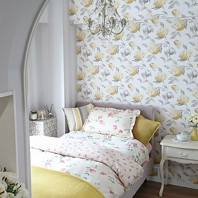 ローラアシュレイ　ラベナム　シャンデリア LAURA ASHLEY - 新品♢ローラアシュレイ シャンデリア ラベナム5灯の