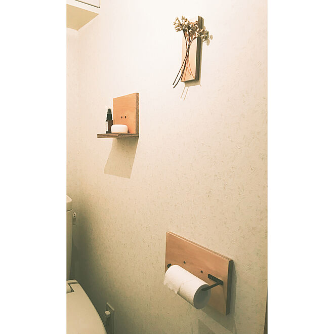 トイレ棚/トイレの壁/トイレットペーパーホルダー/DIY/賃貸...などのインテリア実例 - 2020-08-09 19:26:51
