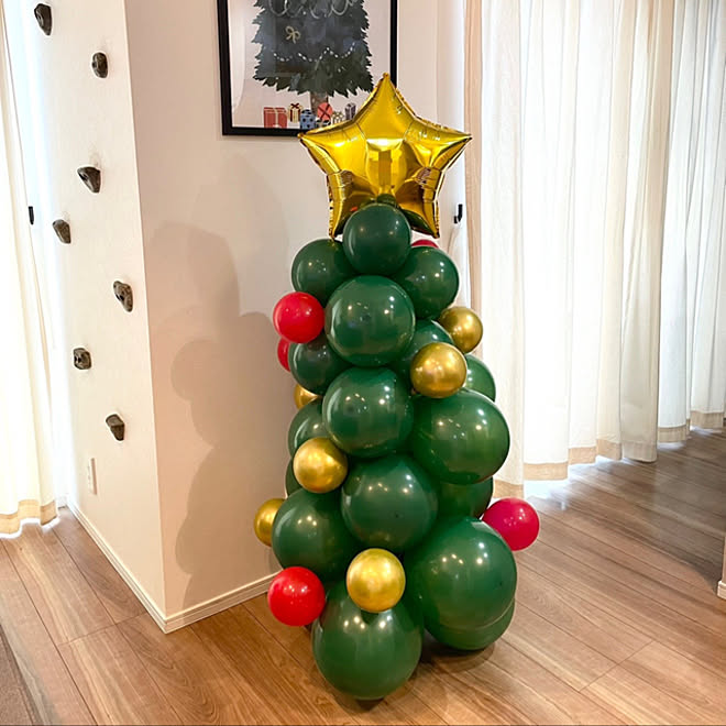 ボルダリングのある家 バルーンアート 風船ツリー バルーンクリスマスツリー バルーンツリー などのインテリア実例 22 12 23 15 21 25 Roomclip ルームクリップ