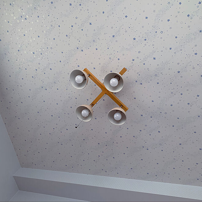 照明 蓄光クロス 星空 蓄光壁紙 シンコール壁紙 壁 天井のインテリア実例 08 29 09 44 41 Roomclip ルームクリップ