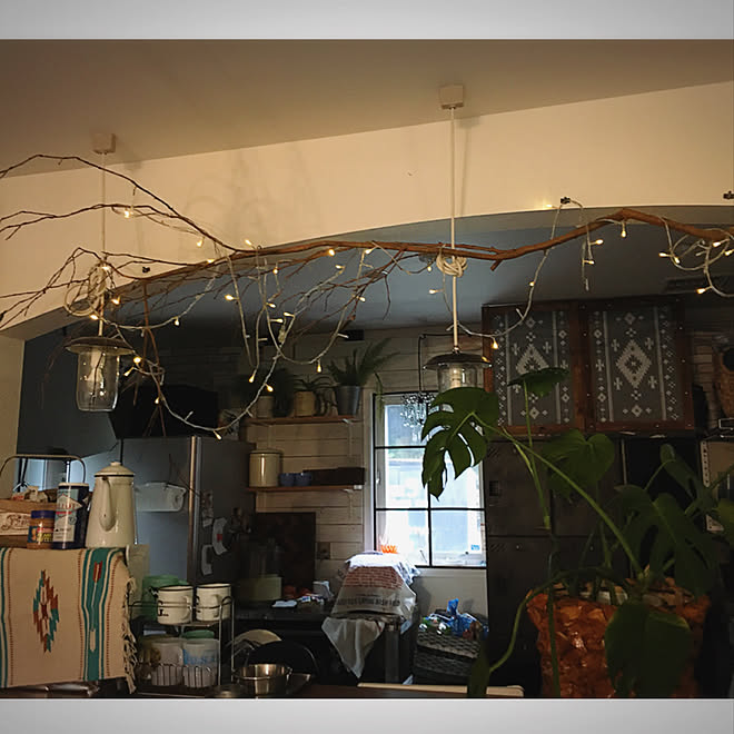 木の枝ディスプレイ プチプラリメイク Diy大好き 手作り家具で暮らす部屋 Insta Gumirin0311 などのインテリア実例 01 18 08 53 Roomclip ルームクリップ