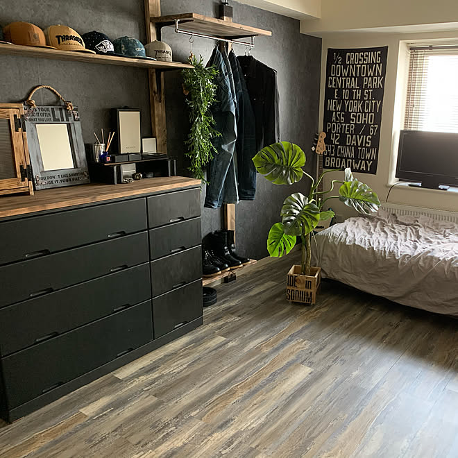 子供部屋 キッズスペース 男前インテリア 壁紙屋本舗 ショップ風 息子部屋改造中 などのインテリア実例 02 19 21 03 32 Roomclip ルームクリップ