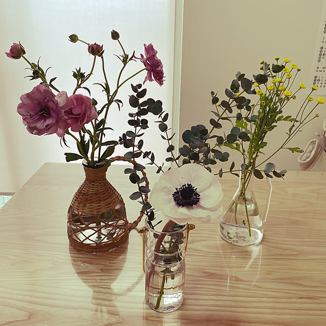 アネモネ ラナンキュラス 花瓶 フラワーベース 花のある暮らし などのインテリア実例 22 03 03 07 42 56 Roomclip ルームクリップ アネモネ ラナンキュラス 花瓶 フラワーベース 花のある暮らし などのインテリア実例 22 03 03 07 42 56 Roomclip ルームクリップ