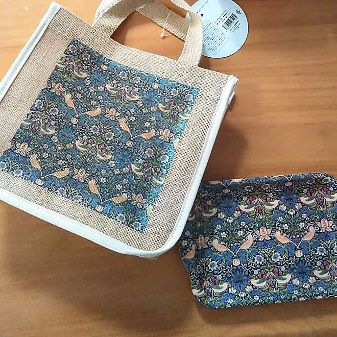 ハンドメイド/ウィリアムモリス/デコパージュ/ペーパーナプキンデコパージュ/トレー...などのインテリア実例 20220808 11