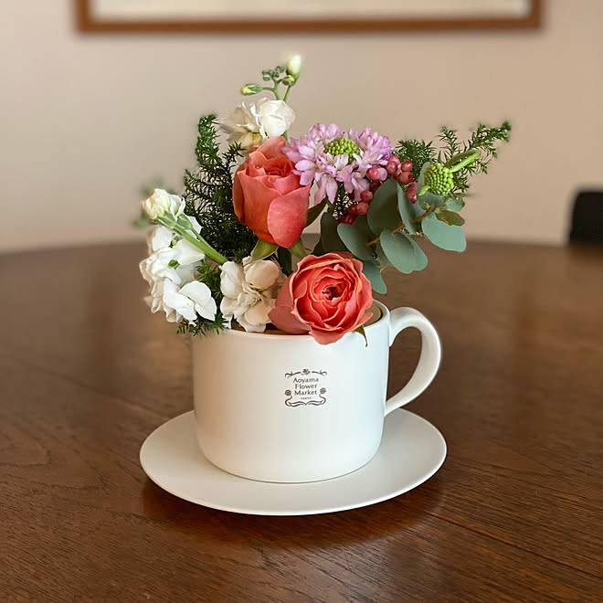 ダイニングブーケ 青山フラワーマーケット お花 机のインテリア実例 11 28 19 44 12 Roomclip ルームクリップ ダイニングブーケ 青山フラワーマーケット お花 机のインテリア実例 11 28 19 44 12 Roomclip ルームクリップ