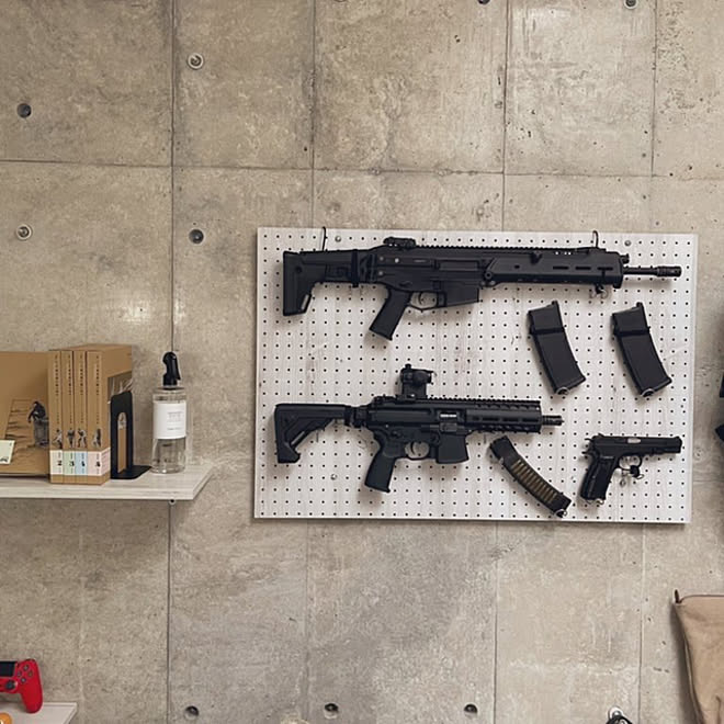 ☆珍品一点もの☆M4ガンラック／自作アクリルケース【写真の銃等