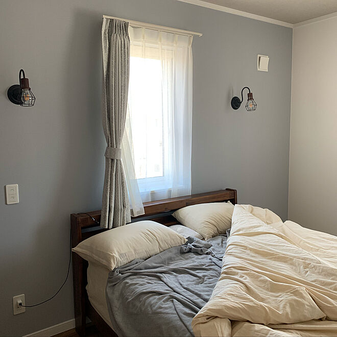 寝室の壁/寝室/無印良品/壁紙/LIXILの床...などのインテリア実例