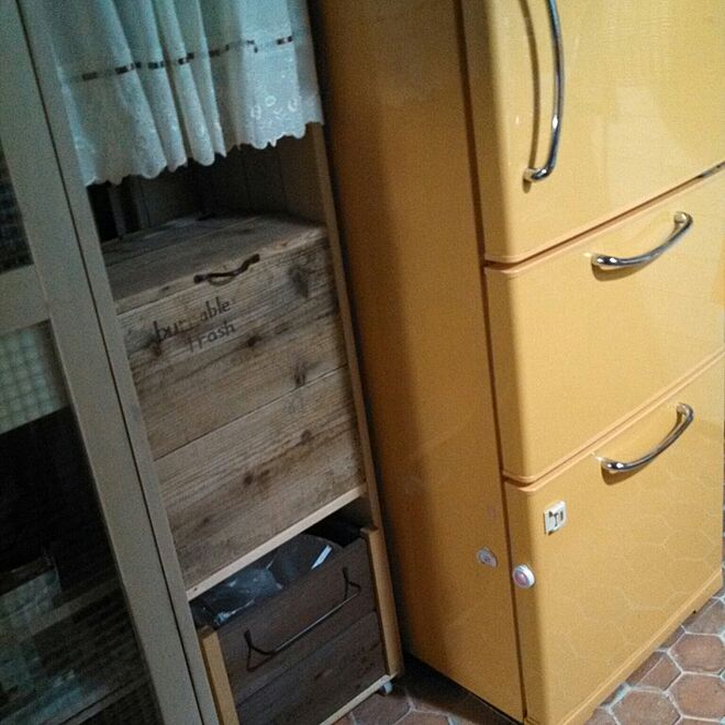 キッチン/WOODPRO足場板/3歩で何でも手の届くキッチン/自分の身長と同じ冷蔵庫です/オレンジの冷蔵庫...などのインテリア実例 - 2015-10-20 00:16:13