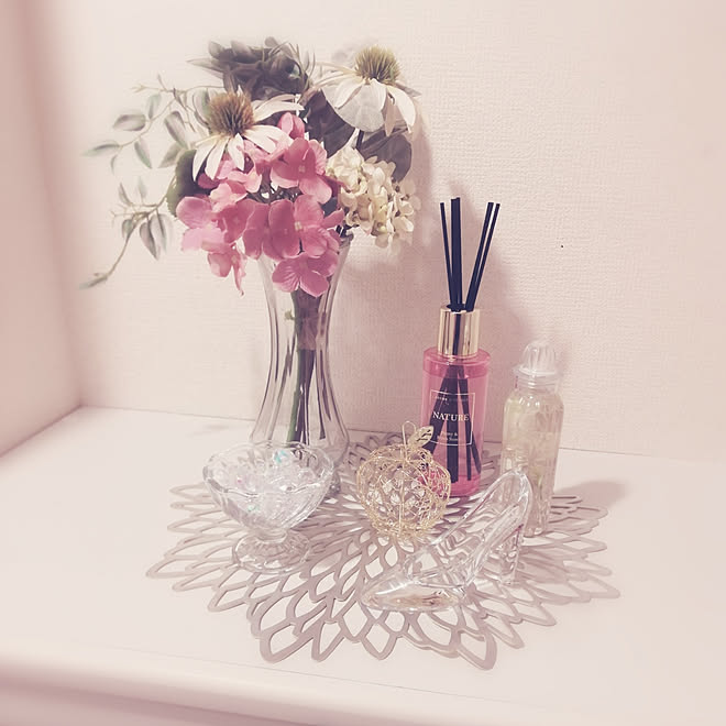 玄関 入り口 セリア 100均 ニトリ ピンクインテリア などのインテリア実例 04 05 02 47 23 Roomclip ルームクリップ 玄関 入り口 セリア 100均 ニトリ ピンクインテリア などのインテリア実例 04 05 02 47 23 Roomclip ルームクリップ