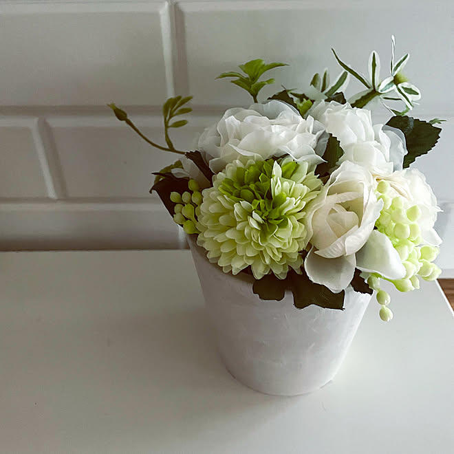 100均 リメイク 造花 セリア 10分でできる などのインテリア実例 22 12 22 09 46 12 Roomclip ルームクリップ