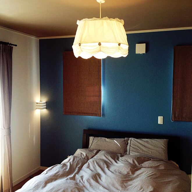 ベッド周り/ストライプ/アクセントクロス/ベッドカバー/IKEAの照明...などのインテリア実例 - 2014-03-22 14:04:32