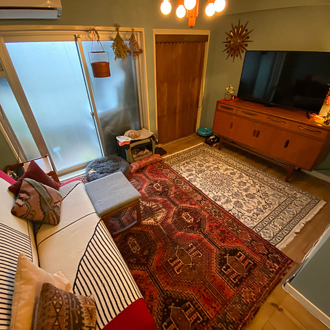 ペルシャ絨毯 セネラグ