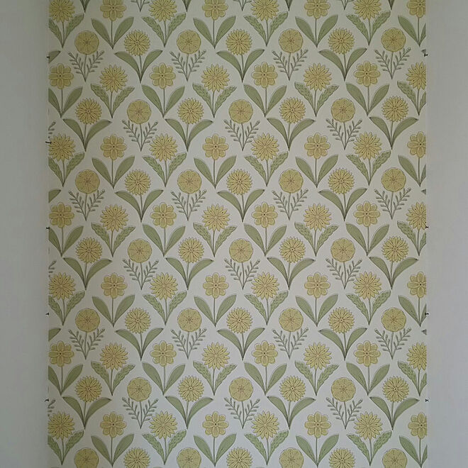 壁 天井 マイホーム記録 黄色の壁紙 花柄の壁紙 お気に入りの空間 などのインテリア実例 18 12 13 01 44 23 Roomclip ルームクリップ