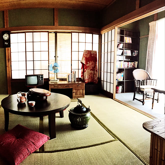 部屋全体 和室 昭和レトロ 一人暮らし レトロのインテリア実例 18 10 09 09 12 01 Roomclip ルームクリップ