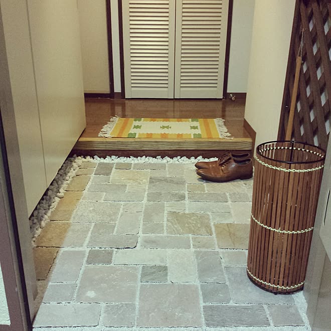 玄関 入り口 Diy ホーマック ニトリ 石材タイル などのインテリア実例 16 10 04 17 44 22 Roomclip ルームクリップ