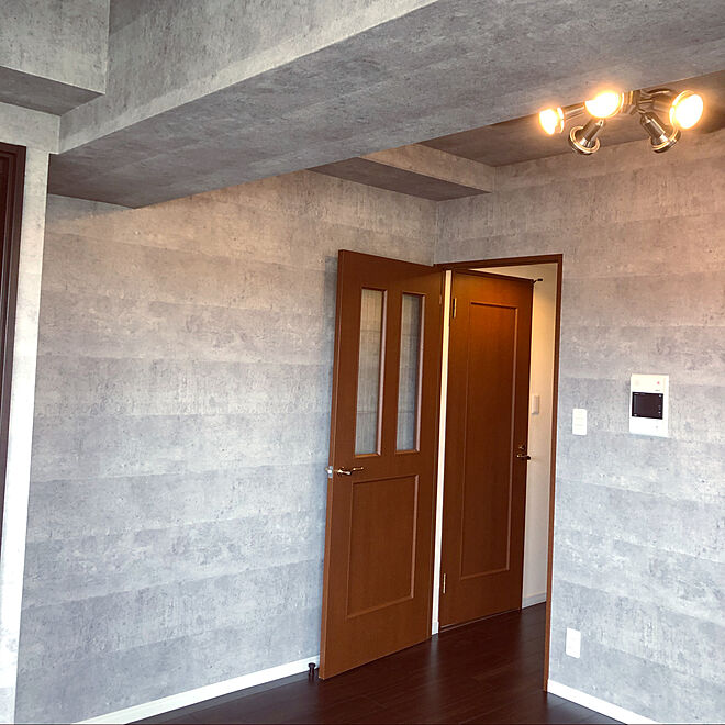 コンクリート風壁紙/壁/天井のインテリア実例 - 2020-06-27 22:50:58