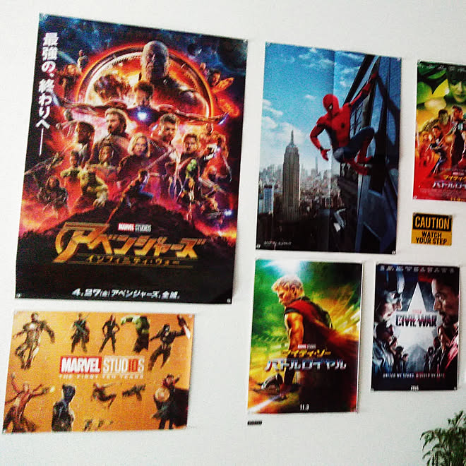 リビング アベンジャーズ マーベル ポスターのある部屋 映画好き などのインテリア実例 19 08 04 00 23 35 Roomclip ルームクリップ