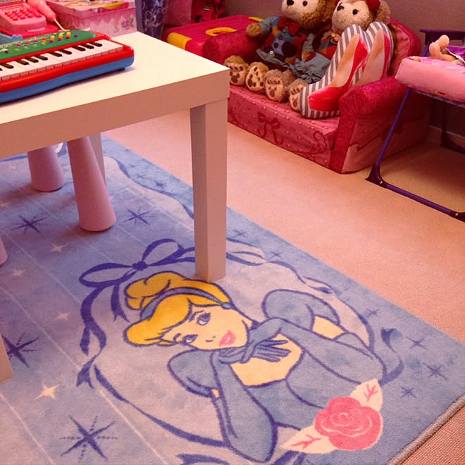ラグ こども部屋 ディズニープリンセス 団地 部屋全体のインテリア実例 16 10 19 16 39 41 Roomclip ルームクリップ