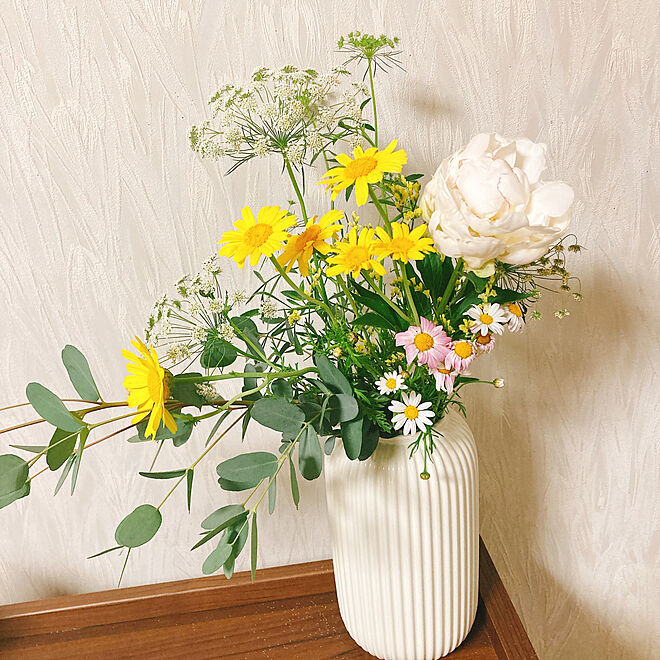実家にて/IKEAの花瓶　フラワーベース/実家の花/生け花のある暮らし/母に感謝...などのインテリア実例 - 2022-05-10 17:02:44