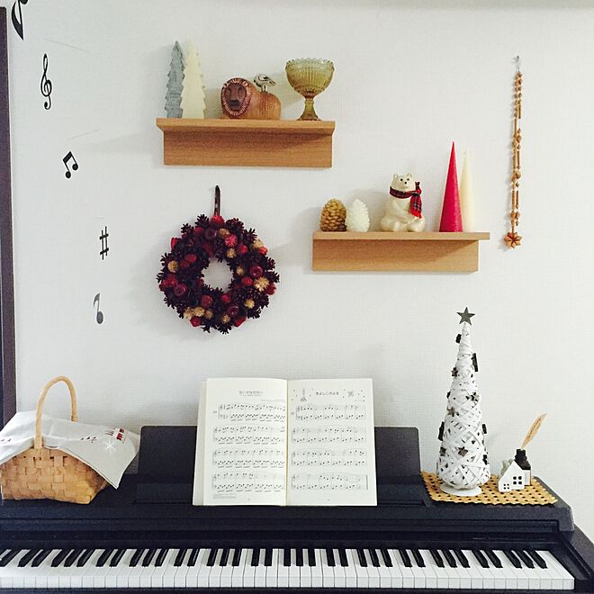 壁/天井/クリスマスディスプレイ/クリスマス/ピアノ/ピアノのある部屋...などのインテリア実例 - 2015-11-02 14:04:27