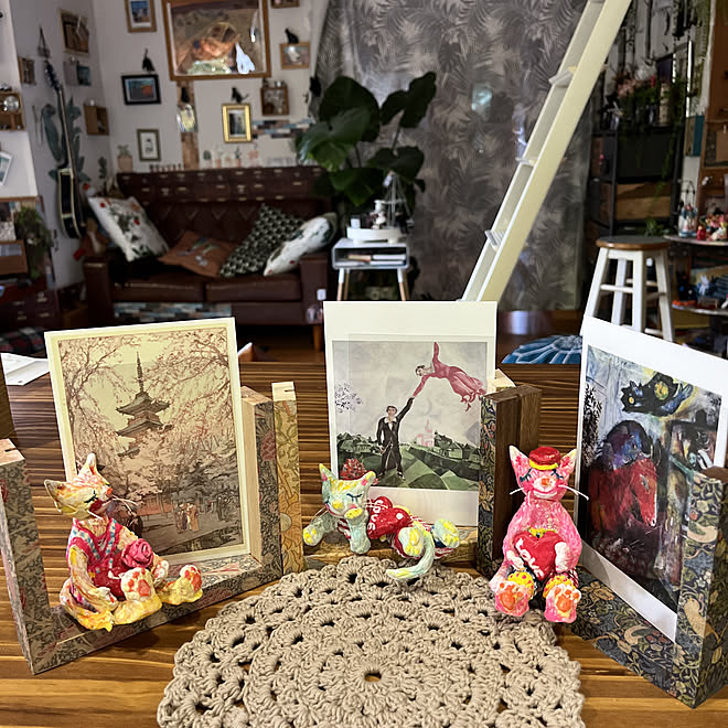 ダイソーフレーム 紙粘土猫 Yumi Fちゃんの編み編みドイリー ウィリアムモリスデザインシートシール 手作り などのインテリア実例 23 01 19 15 01 29 Roomclip ルームクリップ