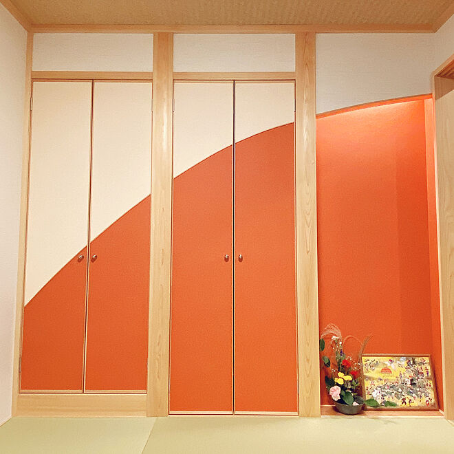 オレンジ色の壁紙 床の間 和室 部屋全体のインテリア実例 09 16 19 40 13 Roomclip ルームクリップ