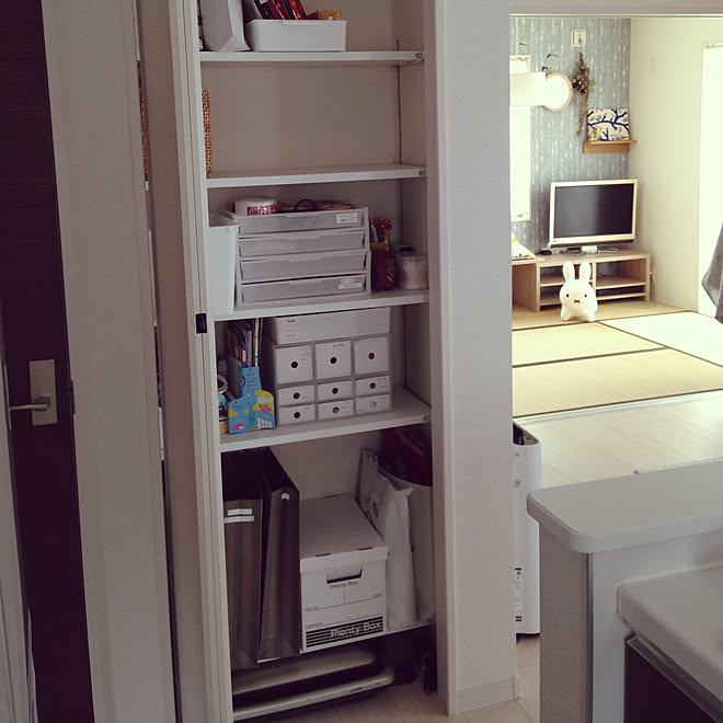 押入れ クローゼット 無印良品のある暮らし キッチン横の棚 収納見直し中 北欧 などのインテリア実例 19 05 09 11 07 24 Roomclip ルームクリップ