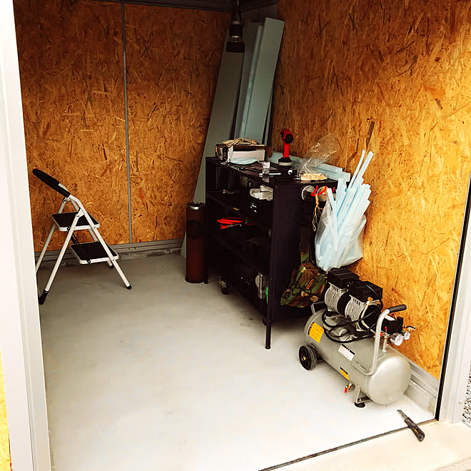 Osb合板 Diy バイクガレージ イナババイクガレージ 壁 天井のインテリア実例 05 10 22 07 21 Roomclip ルームクリップ Osb合板 Diy バイクガレージ イナババイクガレージ 壁 天井のインテリア実例 05 10 22 07 21 Roomclip ルームクリップ