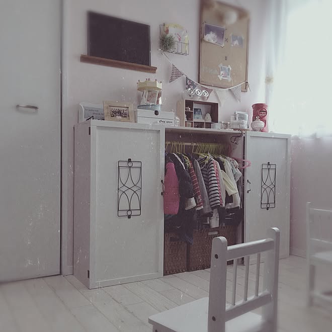 部屋全体 子供部屋女の子 子供部屋 こどもと暮らす カラーボックスリメイク などのインテリア実例 16 04 27 13 25 47 Roomclip ルームクリップ