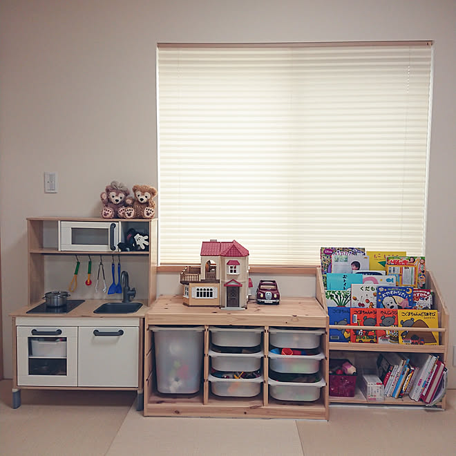 リビング シルバニア おもちゃ収納 トロファスト 絵本棚 などのインテリア実例 18 10 27 10 43 08 Roomclip ルームクリップ
