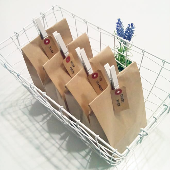 キッチン/2016.11.6♥/セリア⇒紙袋♥/セリア⇒クラフトtag♥/ダイソー⇒ウッドピンチアンティーク♥...などのインテリア実例 - 2016-11-06 16:21:17