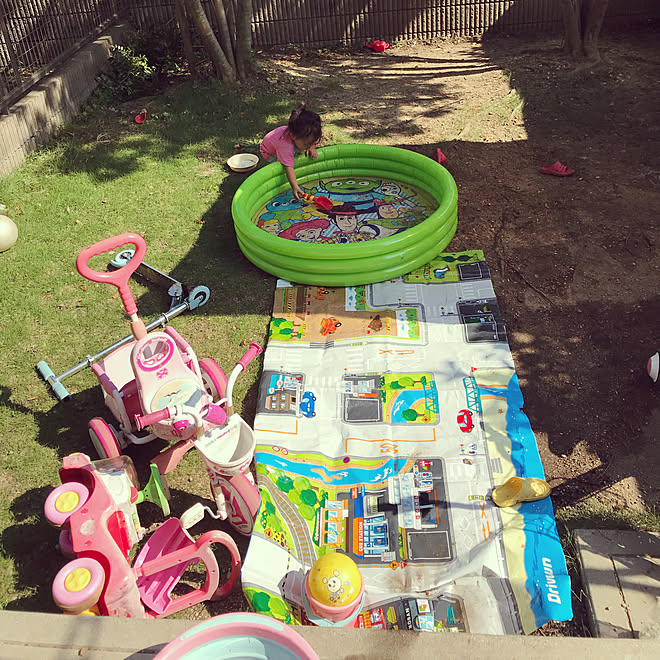 水遊び ビニールプール ビニールシート オーニング 砂まみれ などのインテリア実例 19 08 05 16 39 08 Roomclip ルームクリップ