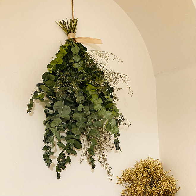 スターチスドライ スターチス ユーカリ ユーカリドライ スワッグ などのインテリア実例 21 10 23 07 47 Roomclip ルームクリップ