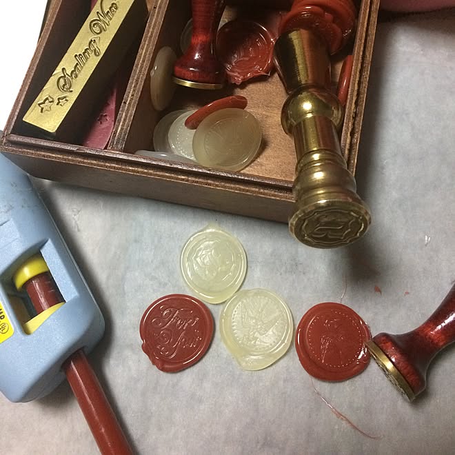 机 グルーガン メルカリで購入 シーリングワックス 初チャレンジ などのインテリア実例 16 11 24 16 38 40 Roomclip ルームクリップ