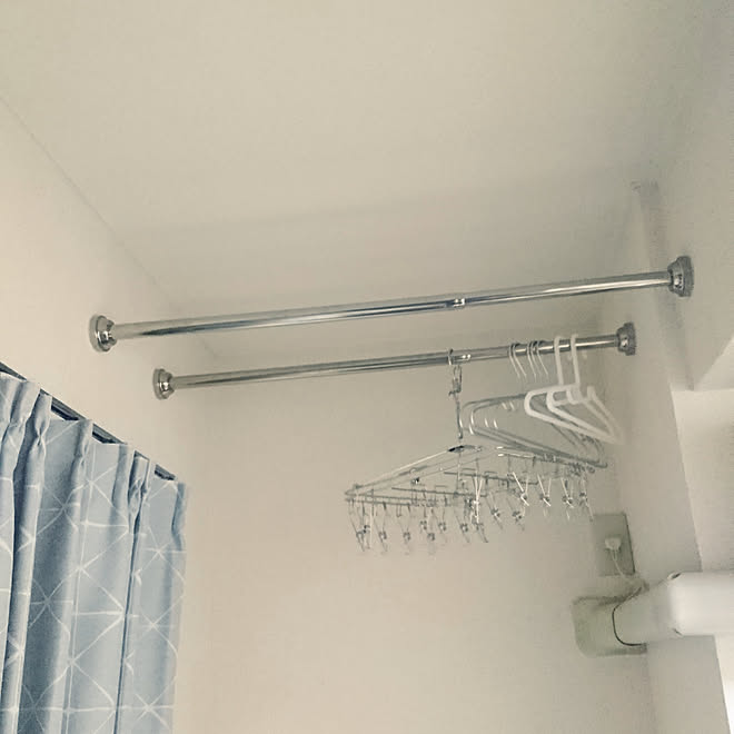 壁 天井 1r 一人暮らし 突っ張り棒 狭い部屋 梁の活用のインテリア実例 19 01 27 22 11 55 Roomclip ルームクリップ