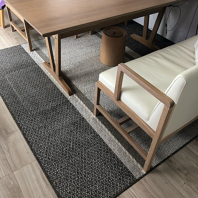 夏用ラグマット/グレー系ラグ/ダイニング テーブル/シギヤマ家具/リビングのインテリア実例 20200905 115919