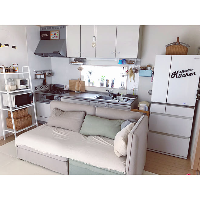 狭い部屋 Ikeaのソファー キッチン 夏のスペシャルクーポン Roomclipショッピング などのインテリア実例 21 09 04 17 50 54 Roomclip ルームクリップ