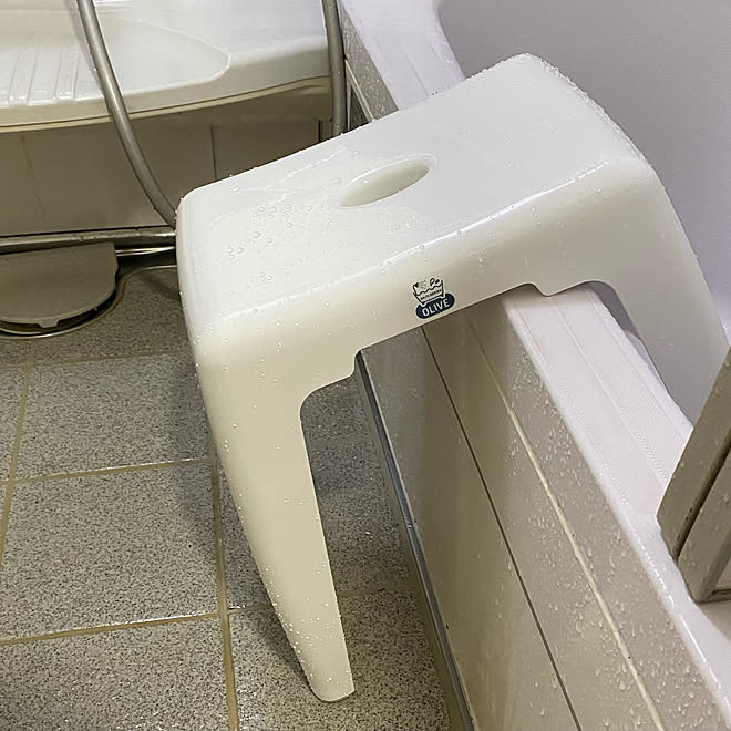 バスチェア バスチェア 30cm お風呂グッズ お風呂場 お風呂 などのインテリア実例 22 06 11 21 55 57 Roomclip ルームクリップ