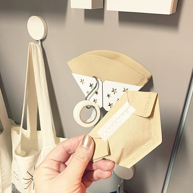 コーヒーフィルター 手作り消臭剤 消臭剤 靴箱消臭剤 コーヒーカス再利用 などのインテリア実例 19 10 25 11 37 17 Roomclip ルームクリップ