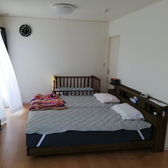 ベッド周り 赤ちゃんのいる暮らし 赤ちゃんと暮らす 赤ちゃんのいる部屋 赤ちゃんがいる生活 などのインテリア実例 06 08 16 40 30 Roomclip ルームクリップ