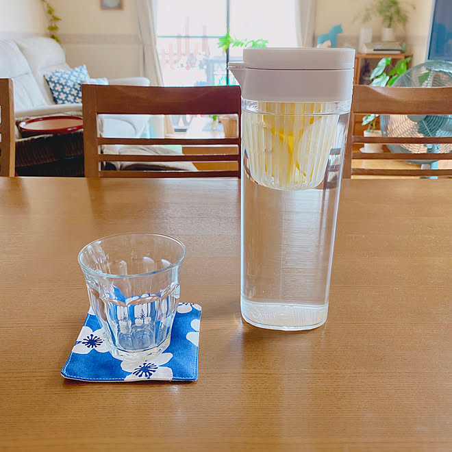 デトックスウォーター 冷茶専用ボトル 無印良品 夏ドリンク 北欧ナチュラル などのインテリア実例 08 07 12 30 47 Roomclip ルームクリップ