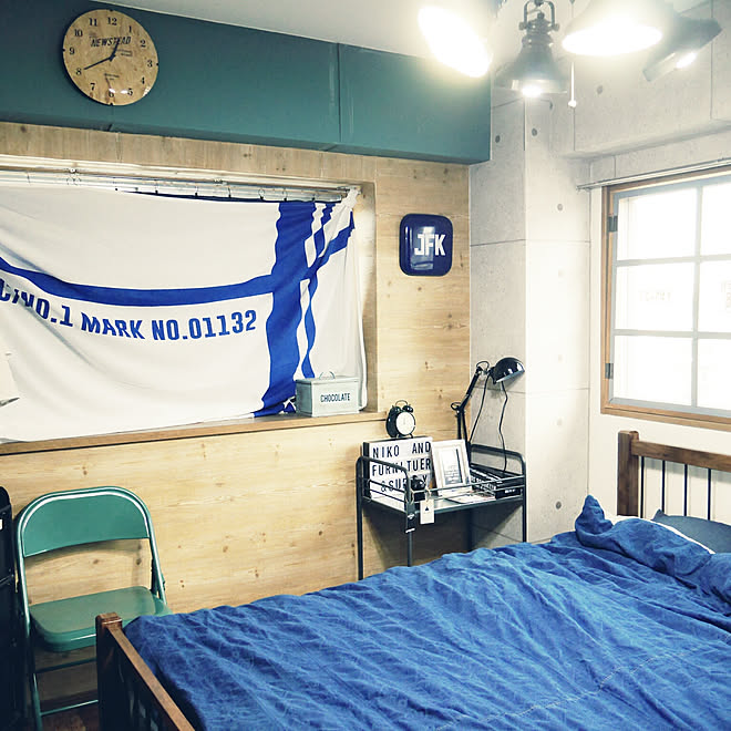 ベッド周り 賃貸マンション 壁紙diy 時計 ニコアンド などのインテリア実例 17 08 08 12 53 31 Roomclip ルームクリップ