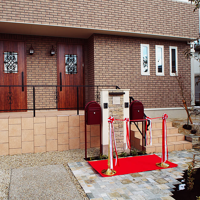 部屋全体 Bobi ポスト Lixil玄関ドア 二世帯完全別離型 二世帯住宅 などのインテリア実例 18 01 27 19 39 41 Roomclip ルームクリップ