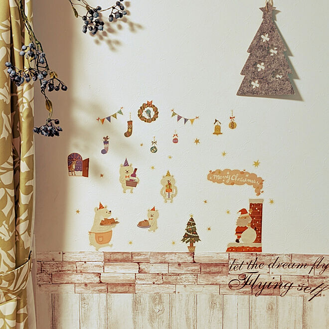 壁 天井 クリスマス セリア セリアウォールステッカー セリアキルトツリー などのインテリア実例 11 16 17 15 27 Roomclip ルームクリップ