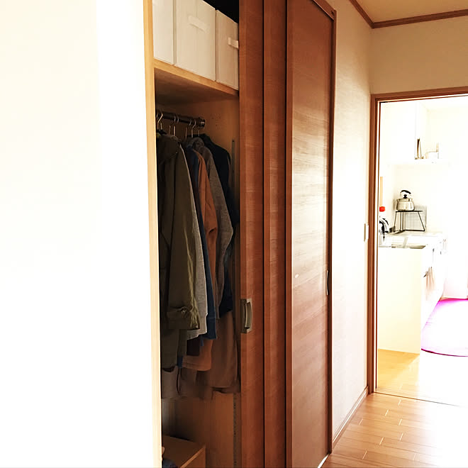棚 ファミリークローゼット クローゼット 廊下 コート 収納 などのインテリア実例 18 12 10 18 35 03 Roomclip ルームクリップ