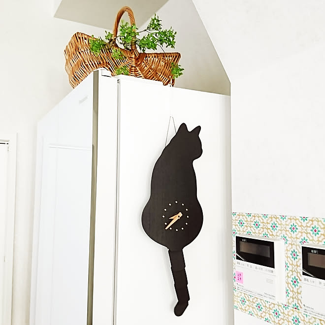 キッチン 時計 8 4 日 藤井啓太郎作品 藤井さんの黒猫の時計 などのインテリア実例 19 08 04 09 00 01 Roomclip ルームクリップ