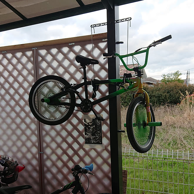 カー ポート 自転車 吊り 下げ