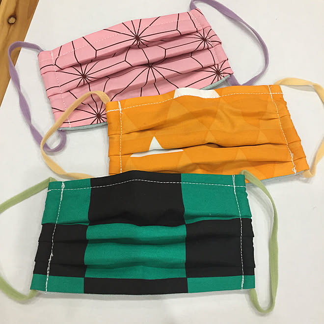 手作りマスク 鬼滅の刃 ハンドメイド 家族で暮らす こどものいる暮らしのインテリア実例 05 13 02 41 54 Roomclip ルームクリップ